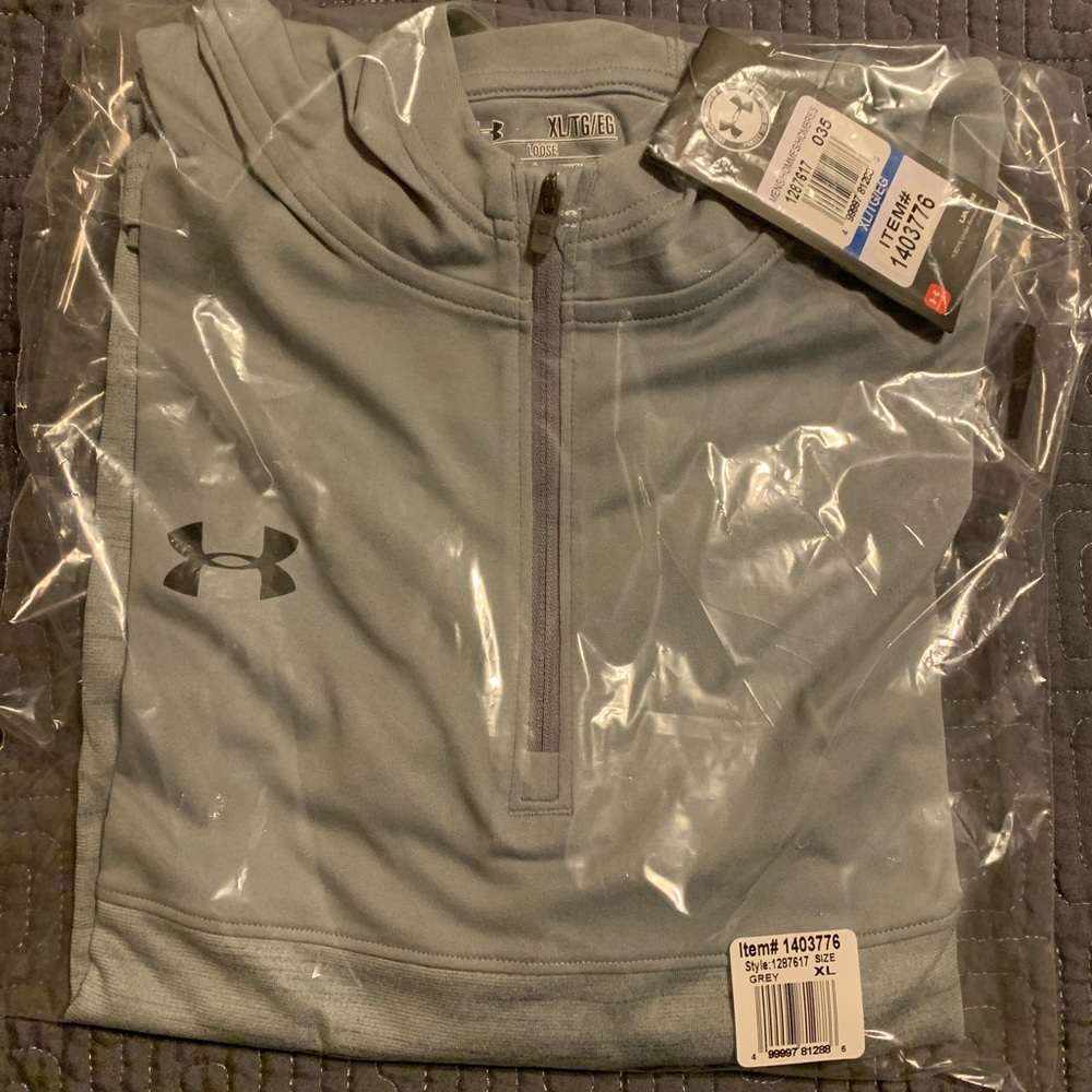 NWT Under Armour Tech 1/4 Zip Pullover Hoodie Gray